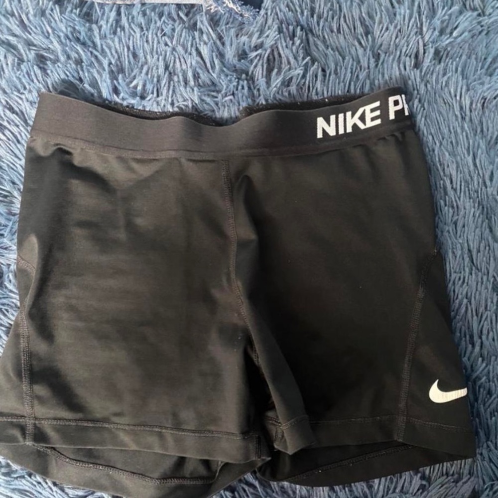 SOLD - Nike pro spandex